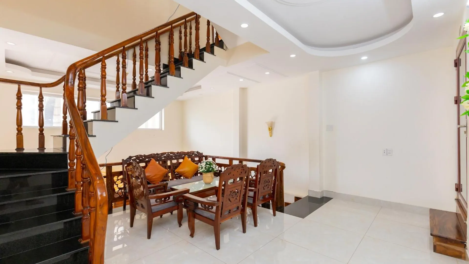Homestay 5 Phong Ngu, 30 Vo Thi Sau, Bai Sau - Free Loa Karaoke Vung Tau