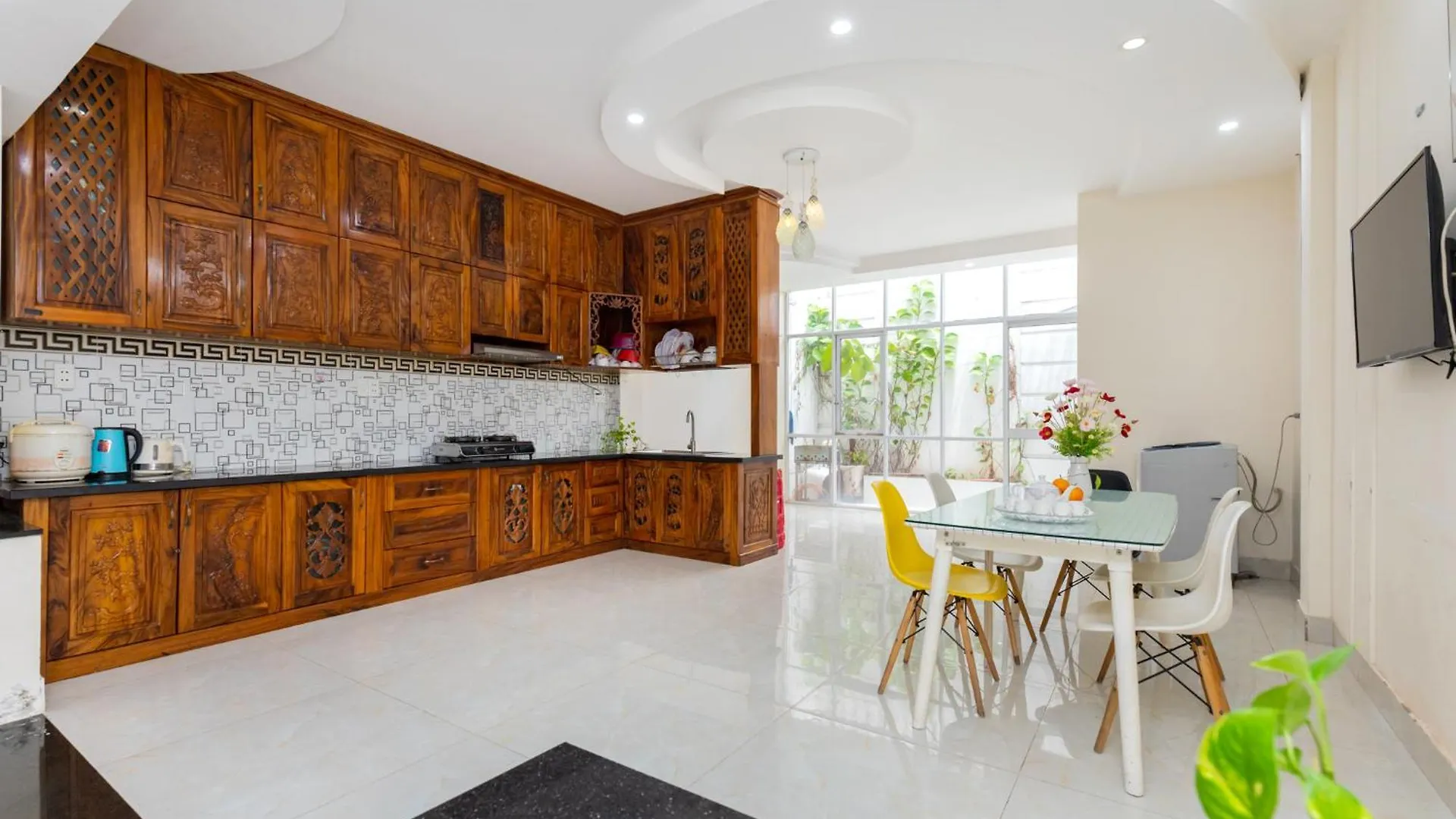 Homestay 5 Phong Ngu, 30 Vo Thi Sau, Bai Sau - Free Loa Karaoke Vung Tau Vietnam